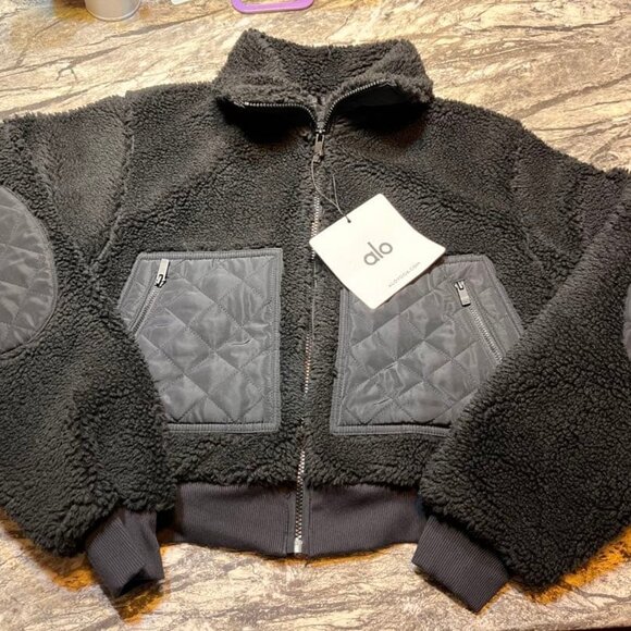 Alo Yoga Women's Black Sherpa Edge Bomber Jacket - Picture 3 of 8